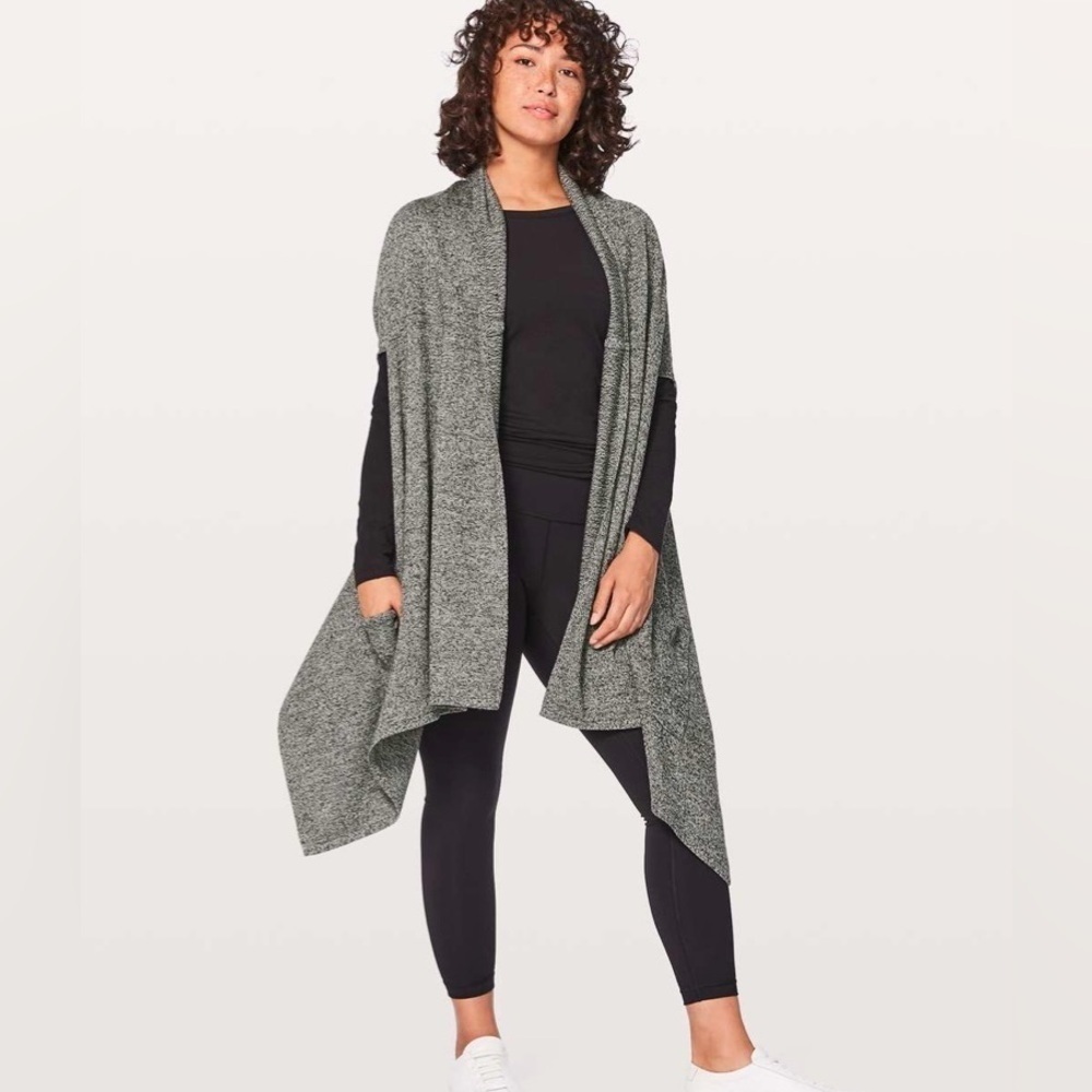 Lululemon Live Freely Wrap